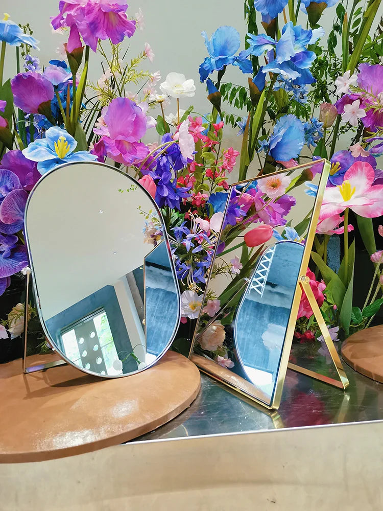 Miroir de Maquillage Rotatif en Métal - Design Moderne & Elégant